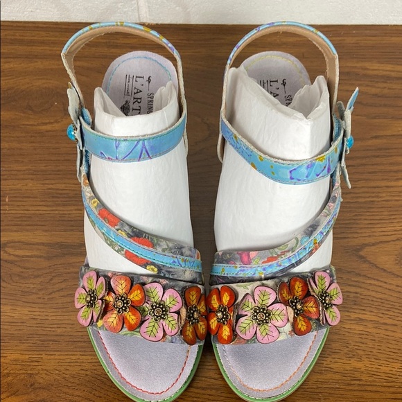 NWOT L'Artiste by Spring Step Blue/Pink Chunky‎ Heels Floral Embellishments EU40 - Picture 3 of 7